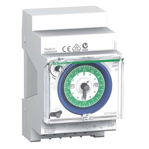 Comutator orar analogic IH 24H cu 3 module 150H 1C-16A cu referința CCT15365 de la marca SCHNEIDER ELECTRIC