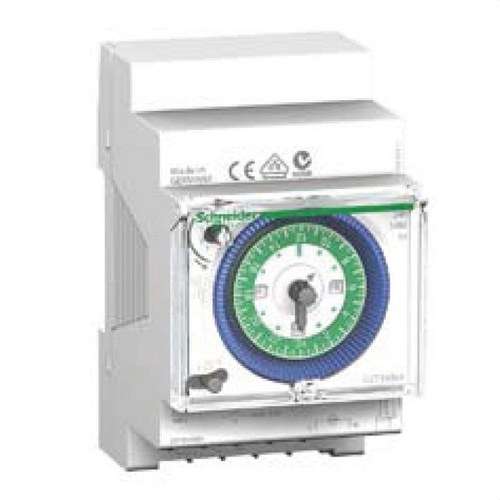Comutator orar analogic IH 24H cu 3 module SRM 1C-16A cu referința CCT16364 de la marca SCHNEIDER ELECTRIC