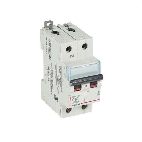 Disjunctor DX3 1P+N 10A Curba C 6/10kA cu referința 407754 de la marca LEGRAND