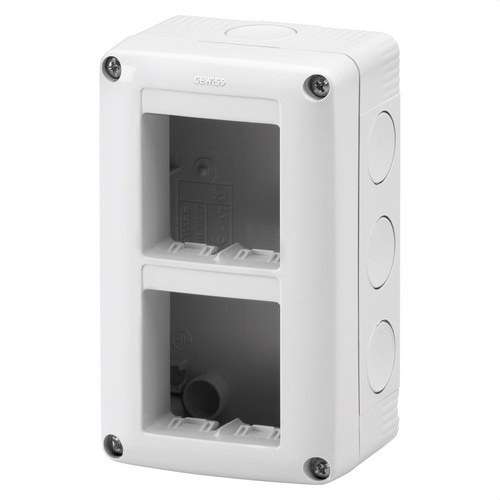 Cutie de suprafață verticală pentru mecanisme SYSTEM 4 module IP40 cu referința GW27021 de la marca GEWISS