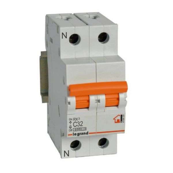 Întrerupător automat magnetotermic RX³ - 1P+N - 230V~ - 32A - curbă C cu referința 419929 de la marca LEGRAND