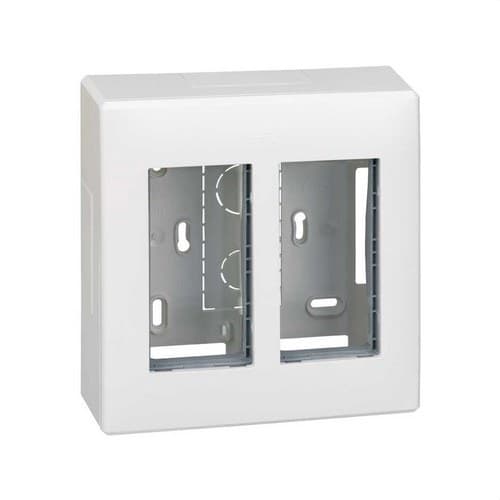 Cutie de montaj aparent pentru 2 elemente duble alb Simon 500 Cima cu referința 51000002-030 de la marca SIMON