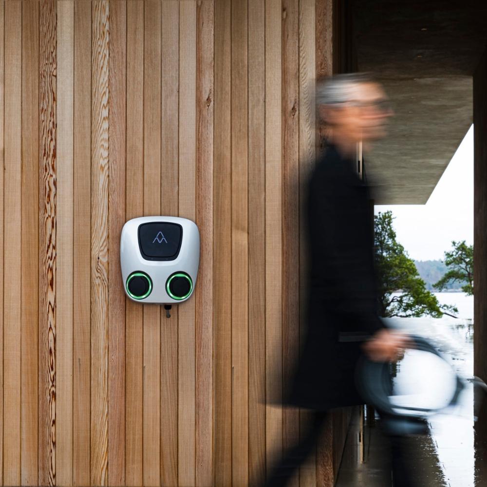 Încărcător auto electric dublu cu wifi 2 x 22kW Charge Amps Aura Sockets cu referința 101010 de la marca CHARGE AMPS