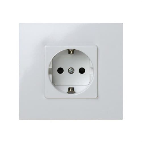Priză schuko monobloc cu dispozitiv de siguranță și sistem de conectare rapidă alb Simon 27 Play cu referința 2791432-030 de la marca SIMON